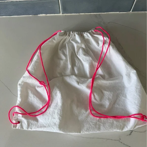 See by Chloé White Drawstring Bag with Pink Cords - Picture 6 of 8